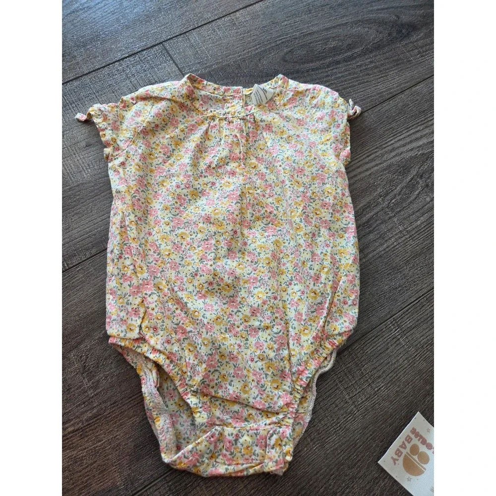 Oshkosh B'gosh romper 3 mos‎